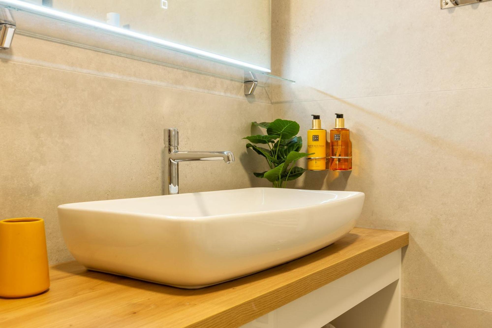 2M Exclusive Rooms Zara Esterno foto